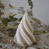 Handgegossene Kerze - Christbaum aus Soja und Rapswachs