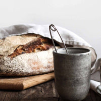 Becher aus Steinzeug - The Baltic Shop