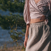 Beiger Rock aus Leinen - The Baltic Shop