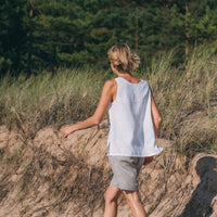 Leinentanktop in weiß mit Siebdruck - The Baltic Shop