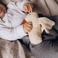 Rassel Gans aus Bio Baumwolle - The Baltic Shop