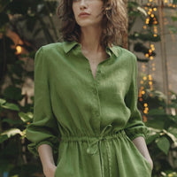 Rhapsody Kleid aus Leinen in Grün - The Baltic Shop