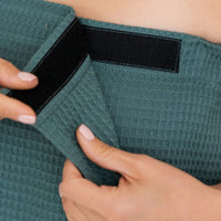 Saunakleid aus 100% Baumwolle in 4 Farben - The Baltic Shop