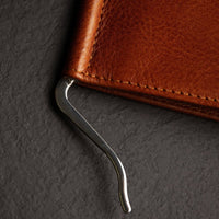 The Outsider – Geldklammer-Portemonnaie aus Vachetta-Leder - The Baltic Shop