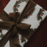 Weihnachtskranz, weißes Geschenkpapier, 3 - teiliges Set - The Baltic Shop