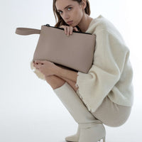 Armbandtasche aus veganem Leder - The Baltic Shop