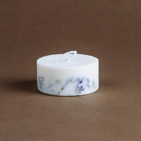 Bio Sojawachskerze mit Wacholder und Limoniumduft - The Baltic Shop