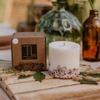 Handgegossene Sojawachskerze mit Bernstein - The Baltic Shop