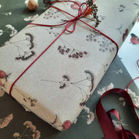 3 - teiliges Geschenkpapier aus Kraftpapier mit Blumenmuster - The Baltic Shop