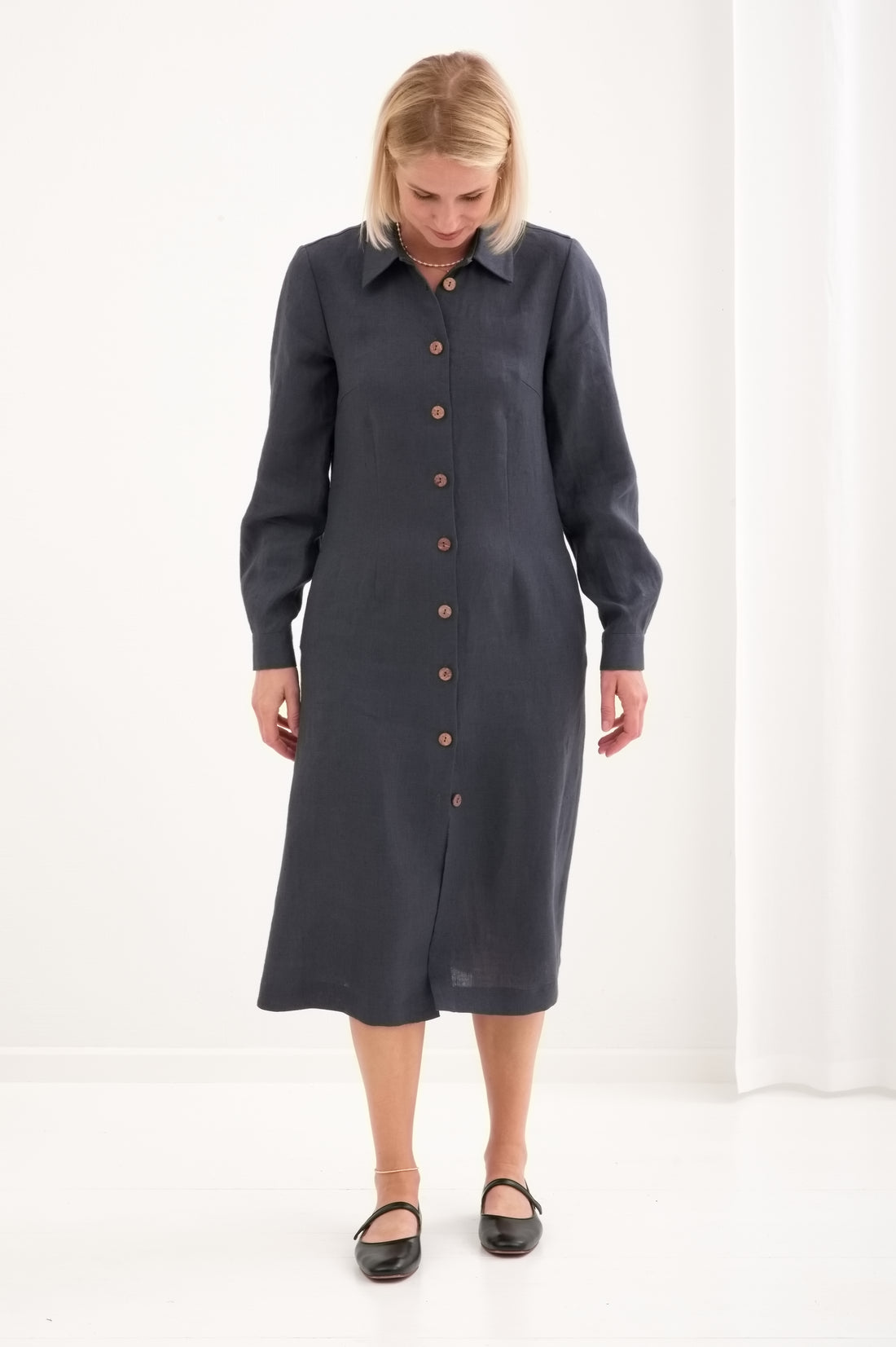Leinenkleid mit lange Ärmel "Una" AW26