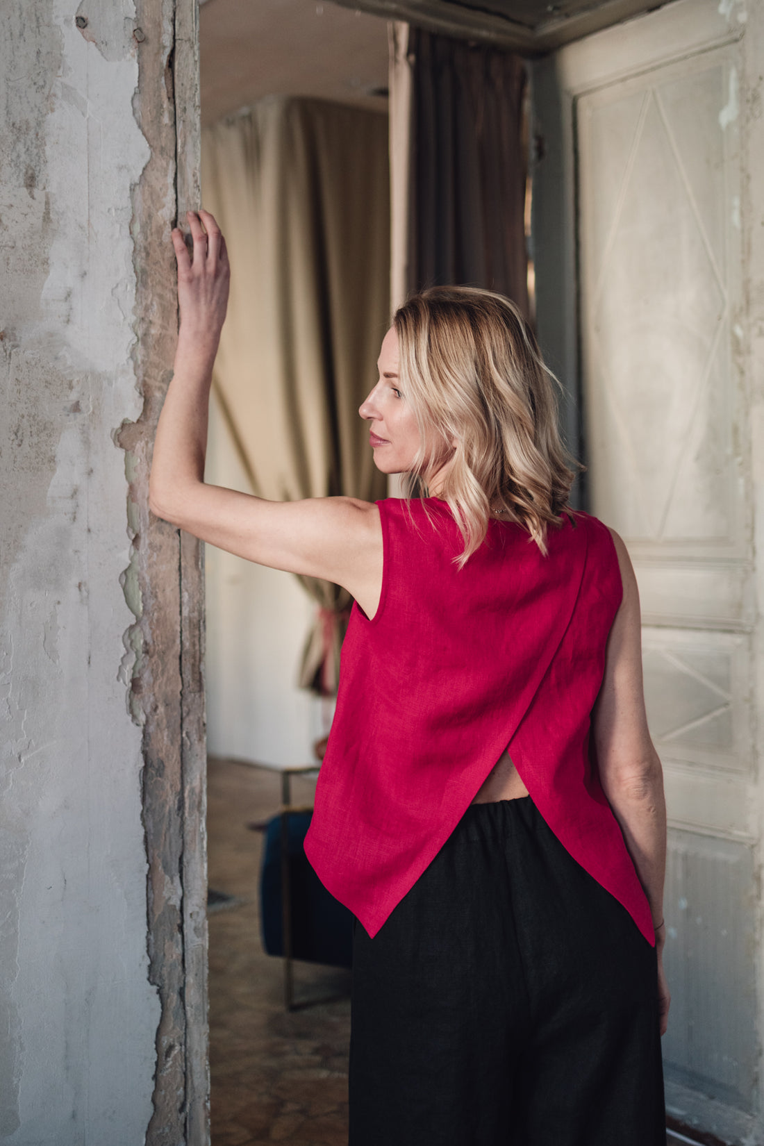 Top aus Leinen mit überlappende Rückenpartie "Santa"