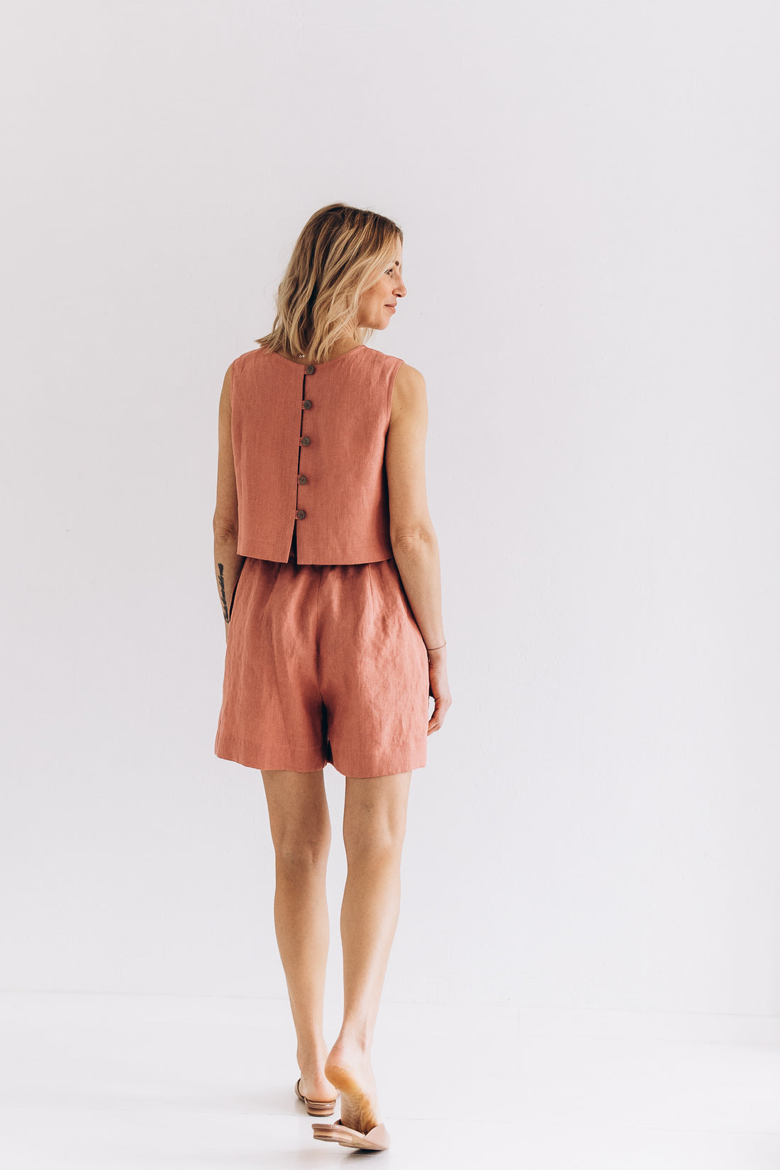 Kurze Leinenshorts "Iris"