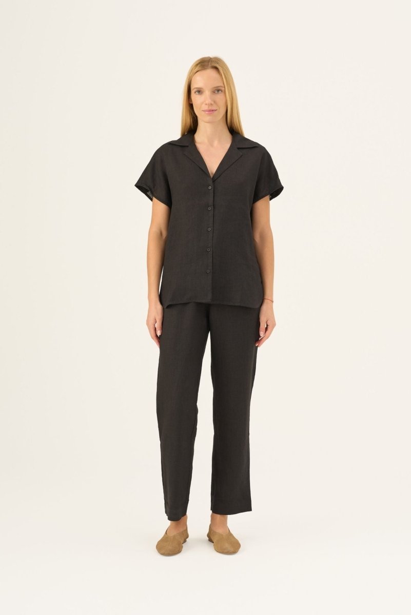Ärmellose Bluse aus schwarzen Leinen "Melody" - The Baltic Shop