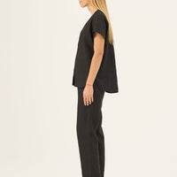 Ärmellose Bluse aus schwarzen Leinen "Melody" - The Baltic Shop
