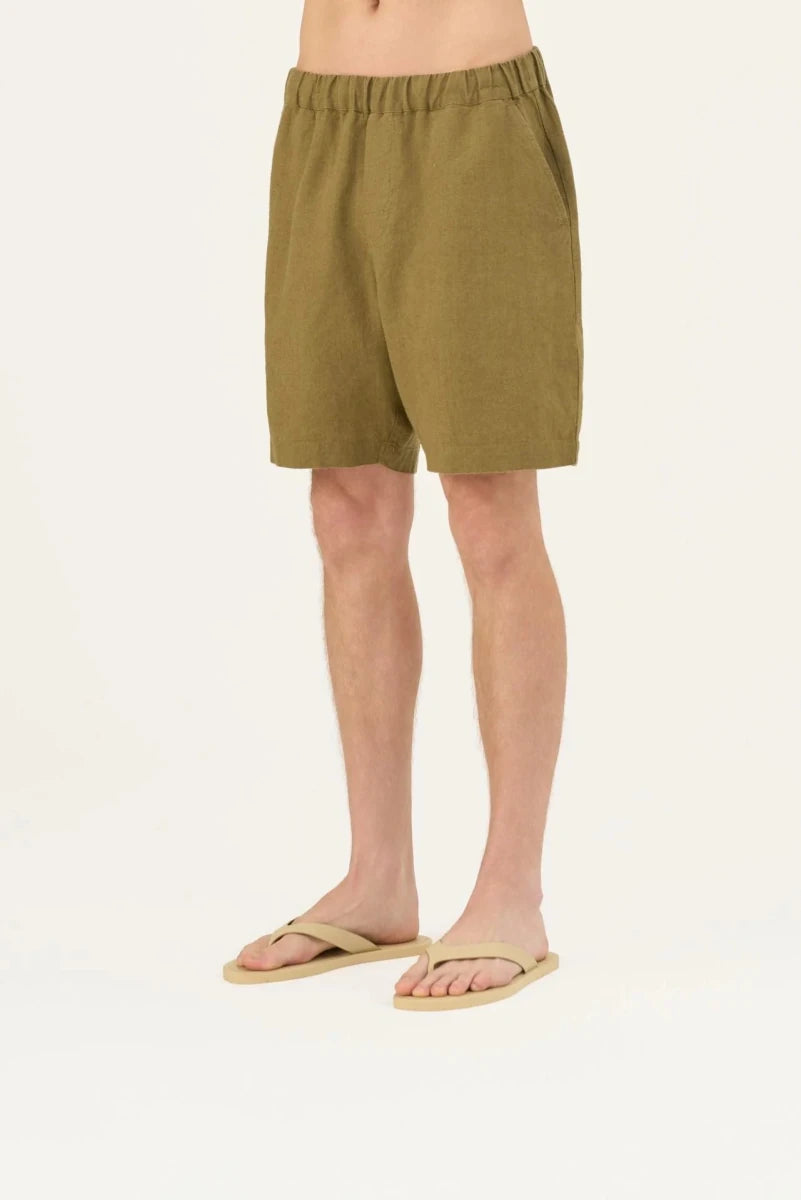 Amabilis Shorts in Khaki – Entspannter Sommerkomfort aus Leinen - The Baltic Shop