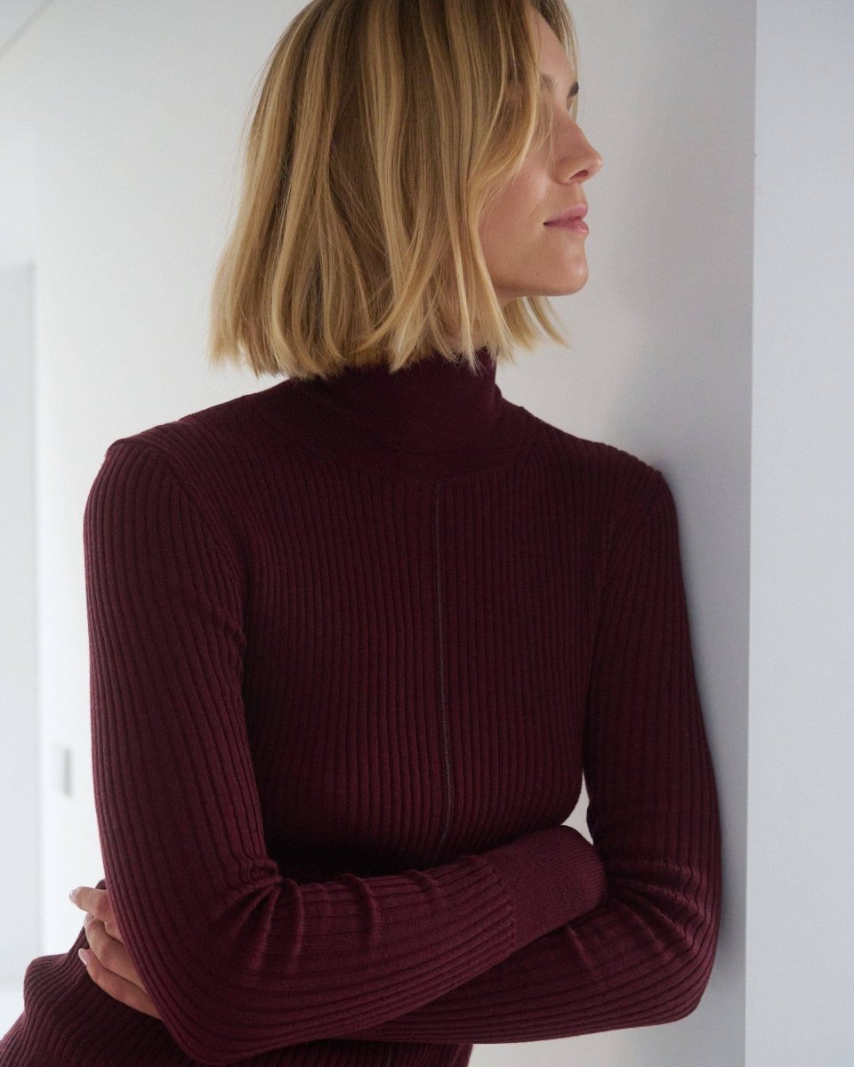 Austė: Hellebore Rollkragenpullover aus Merinowolle - The Baltic Shop