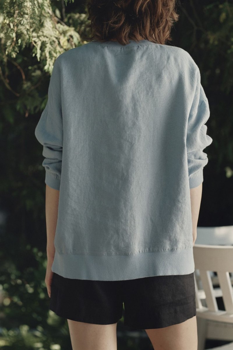 Dahlia Pullover aus Leinen in Himmelblau - The Baltic Shop