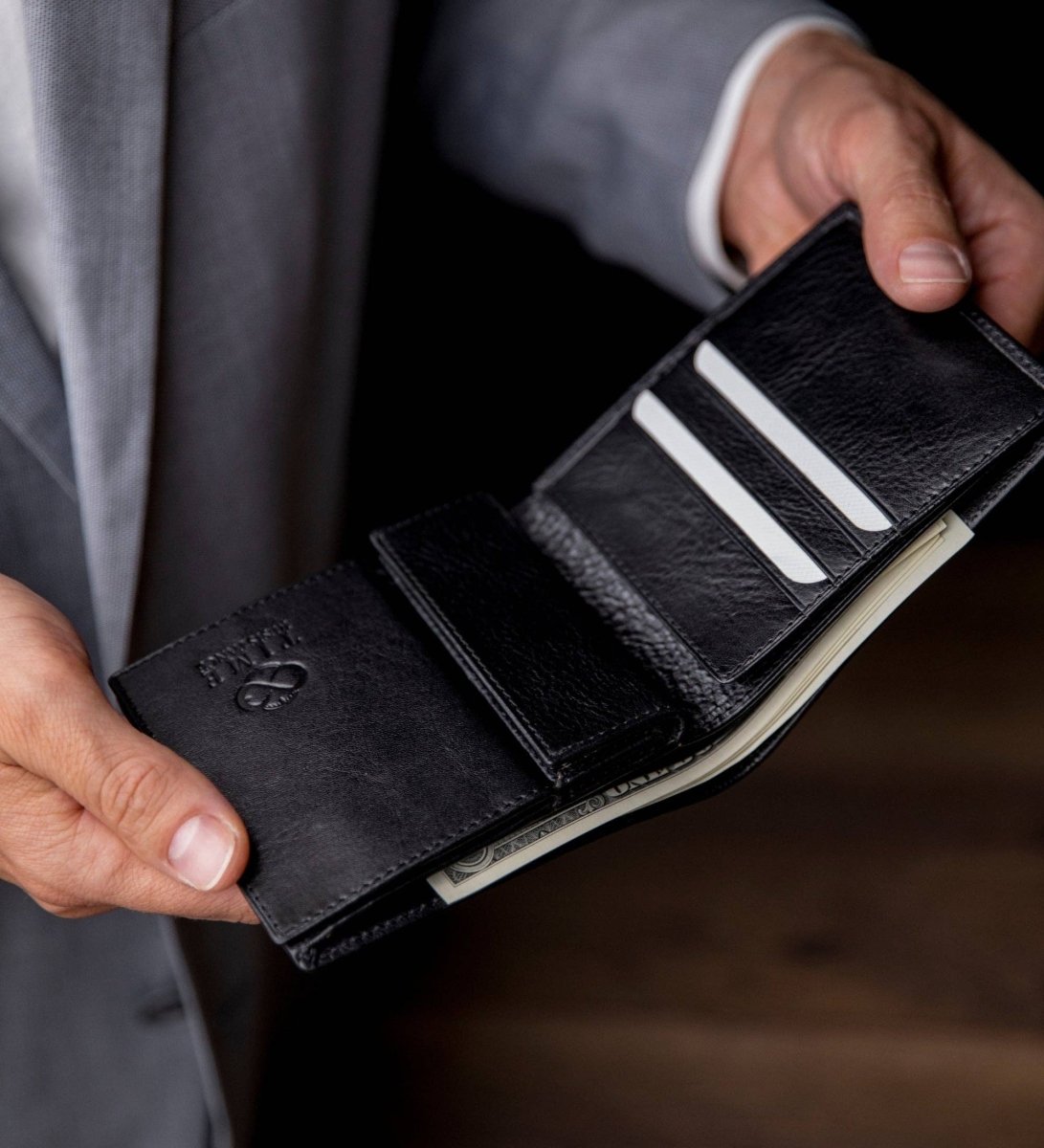 Daniel – Leder-Bifold-Portemonnaie - The Baltic Shop