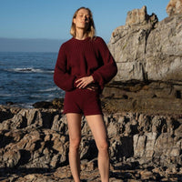 Delčia: Baumwollpullover in Burgundy - The Baltic Shop