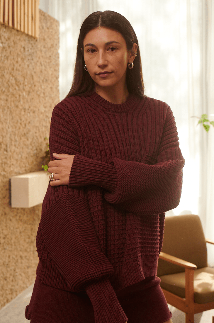 Delčia: Baumwollpullover in Burgundy - The Baltic Shop