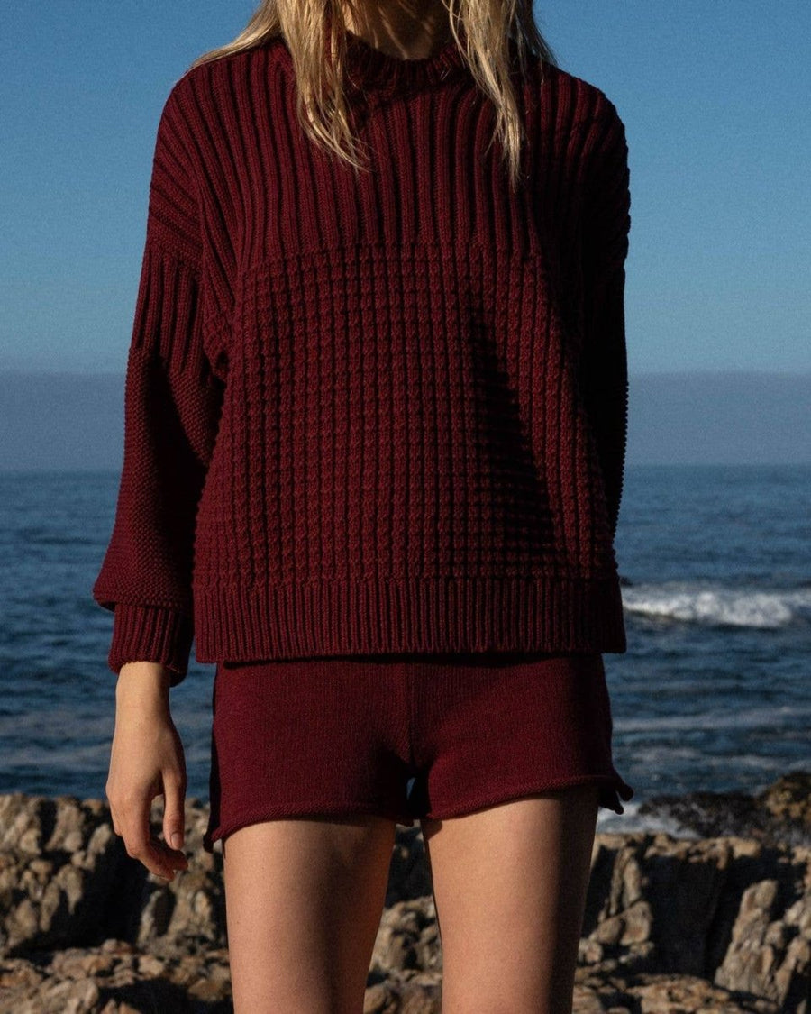 Delčia: Baumwollpullover in Burgundy - The Baltic Shop