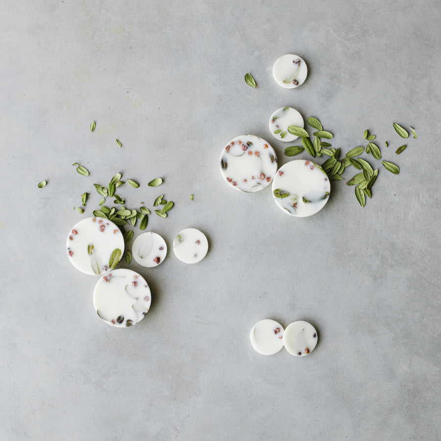 Duftwachs Runden mit Duft der Waldbeeren - The Baltic Shop