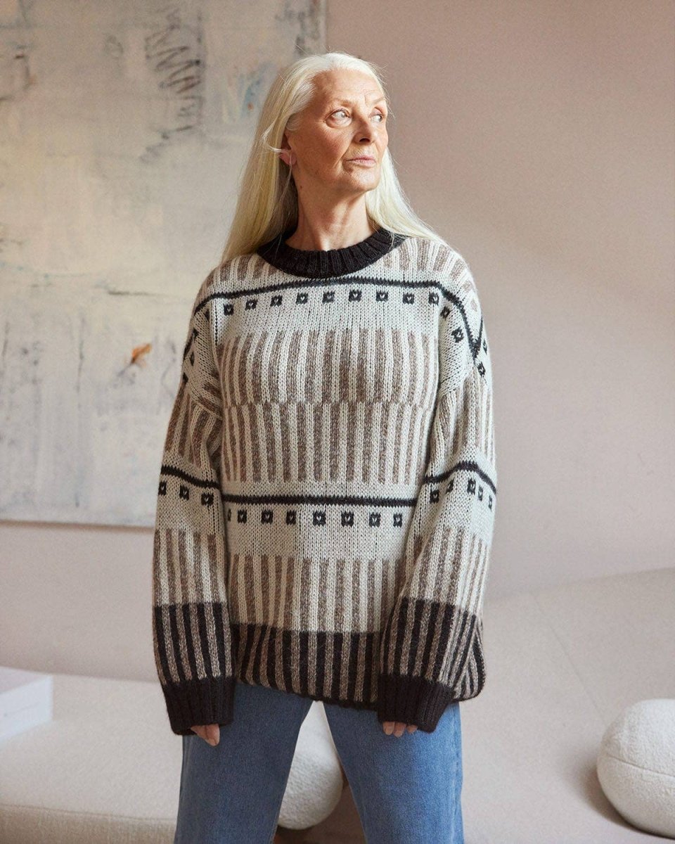 Ethno: Cremefarbener Pullover aus Alpakawolle - The Baltic Shop