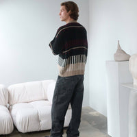 Ethno: Schwarzer Pullover aus Alpakawolle - The Baltic Shop