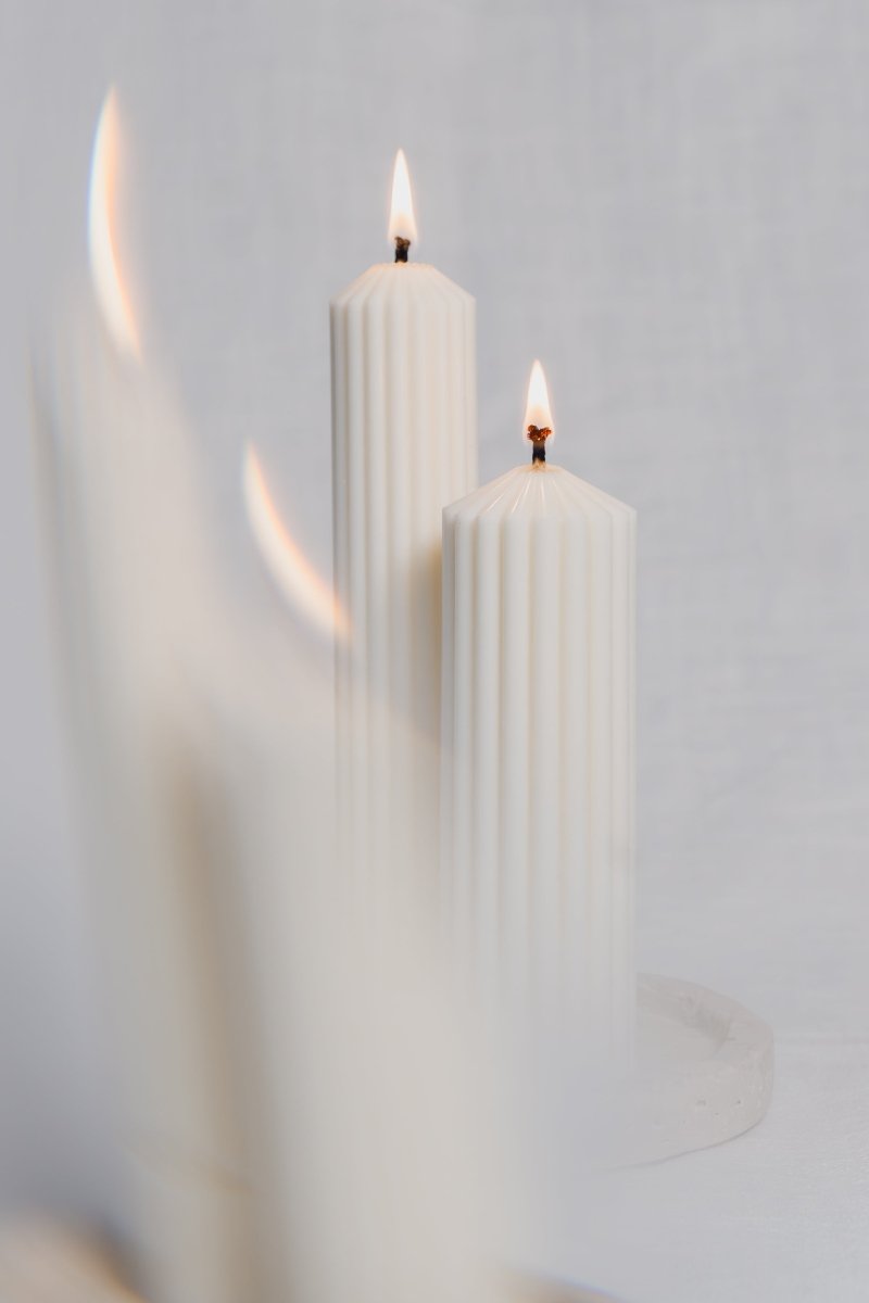 Gerillte Kerze aus Soja und Rapswachs in 2 Größen - The Baltic Shop