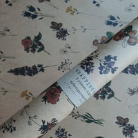 Geschenkpapier aus Kraftpapier mit Wiesenblumen, 3 - teilig - The Baltic Shop