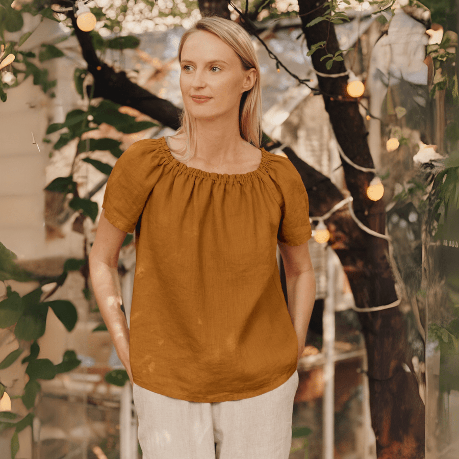 Jazz Top aus Leinen in Bronze - The Baltic Shop