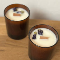 Kerze im Glas mit Ätherischen Öl der Patschuli - The Baltic Shop