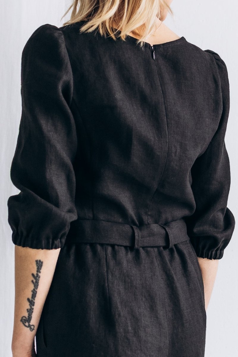 Klassische Hose mit Gürtel "Nora" - The Baltic Shop