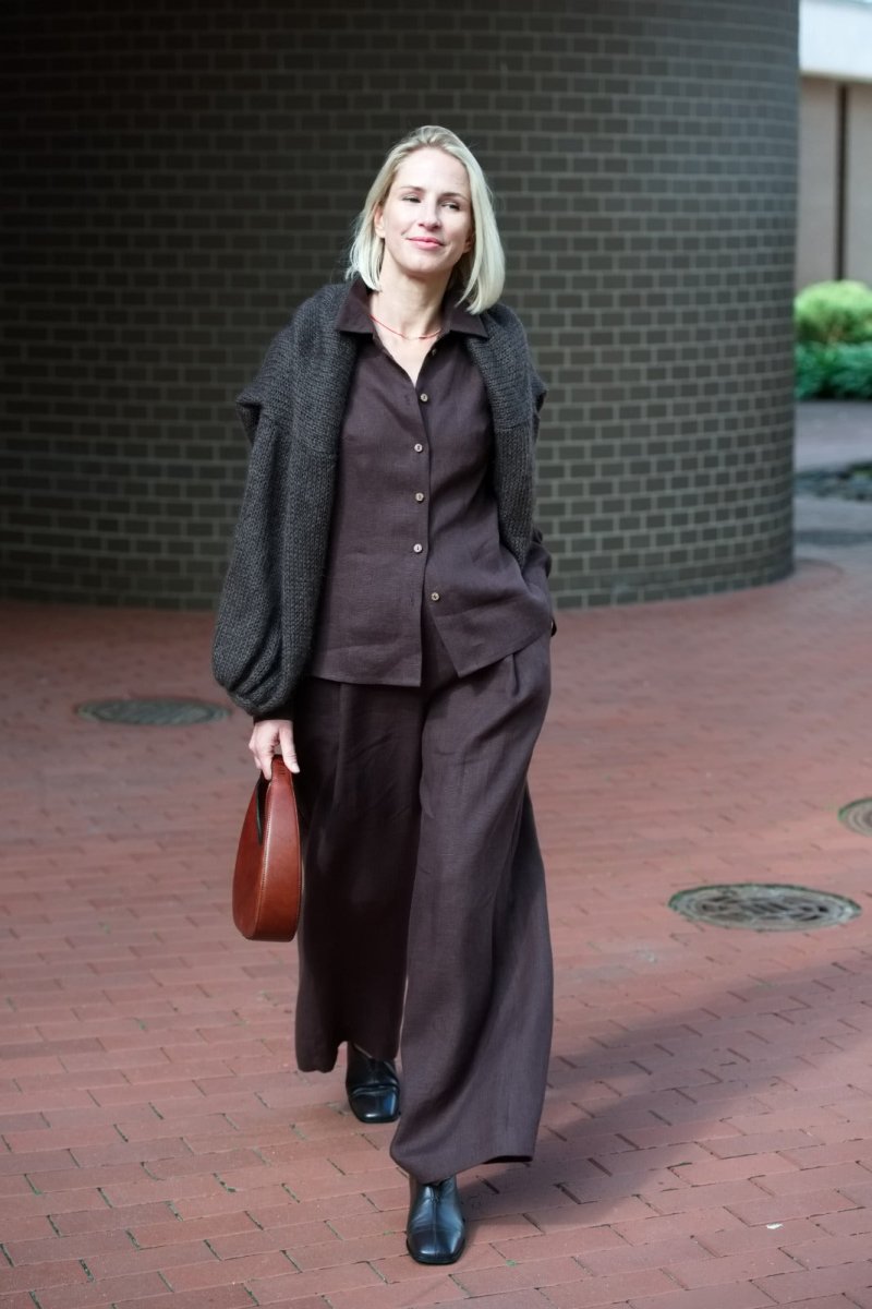 Klassisches Leinenhemd "Dina" mit Kokosknöpfe AW26 - The Baltic Shop