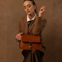 Leder Klappentasche für Damen - Possession - The Baltic Shop