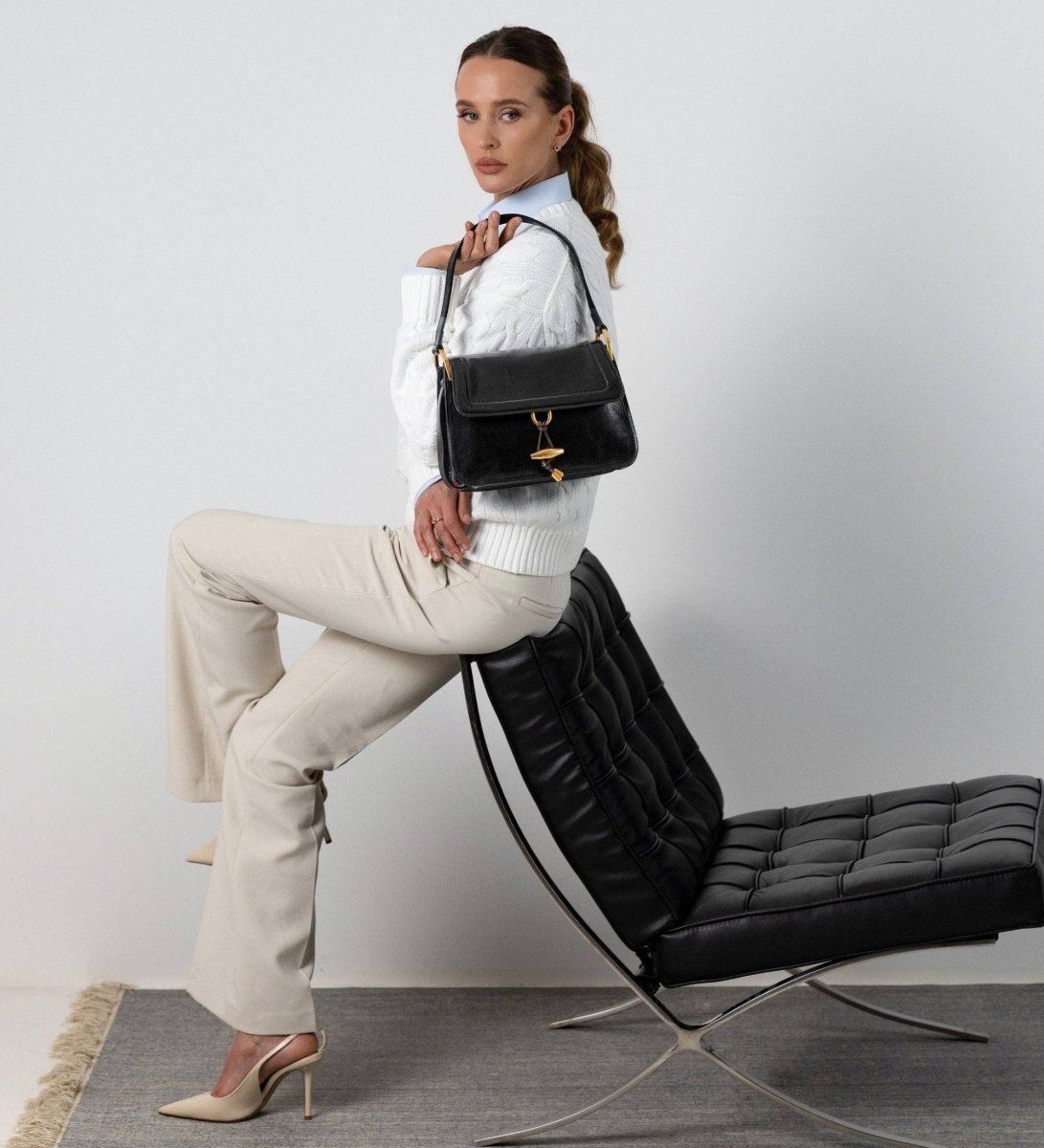 Leder Klappentasche für Damen - Possession - The Baltic Shop