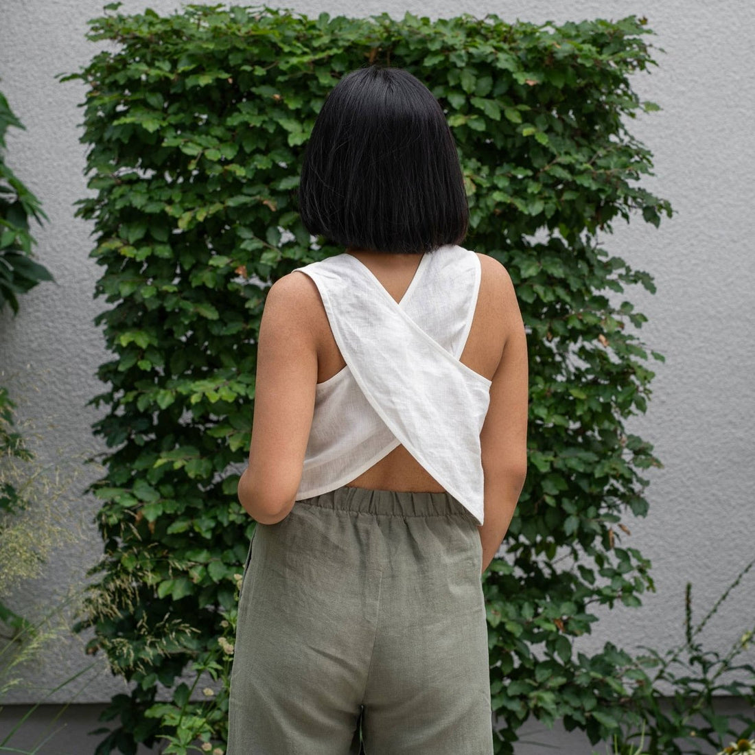 Leinen Cross - Back Crop Top in viele Farben - The Baltic Shop