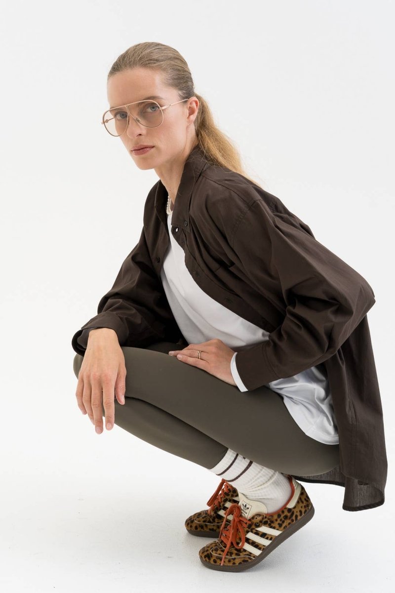 Oversized Hemd aus 100 % Baumwolle – Schokoladenbraun - The Baltic Shop