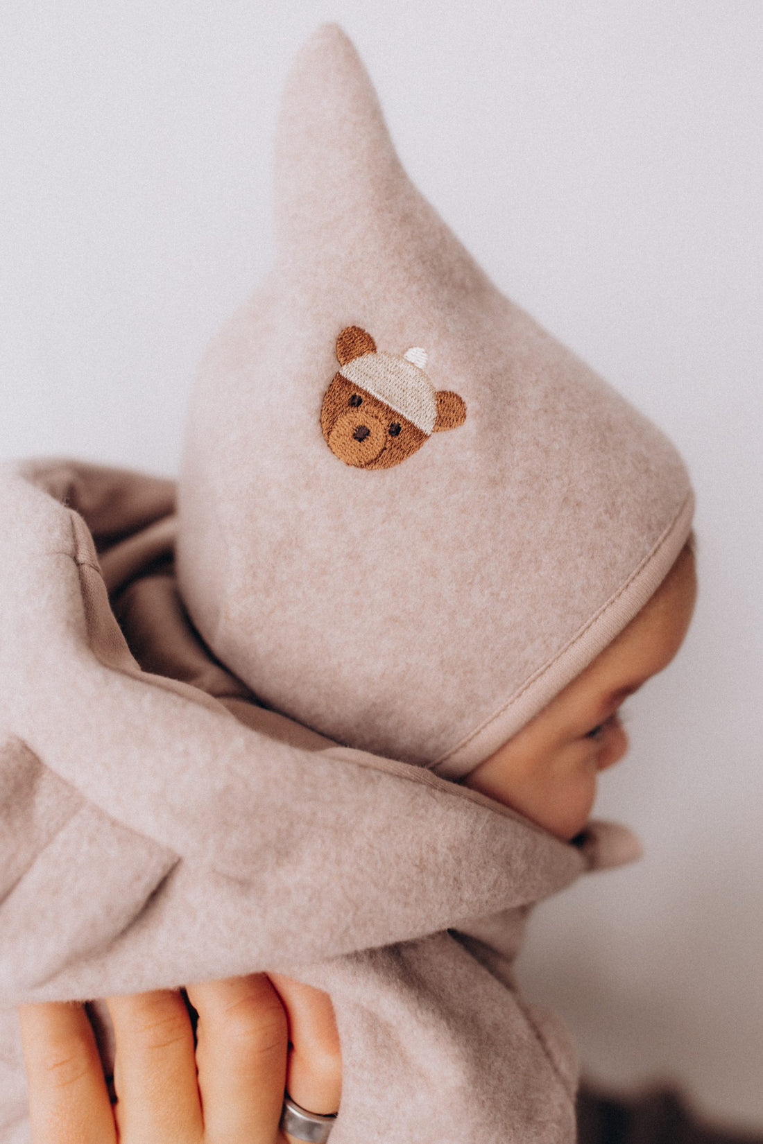 Pixie-Mütze aus Bio-Baumwollfleece