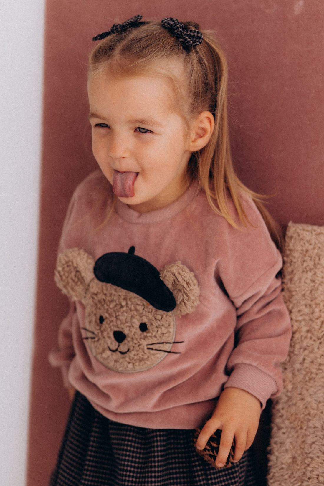 Kinderpullover aus Bio-Baumwollvelours