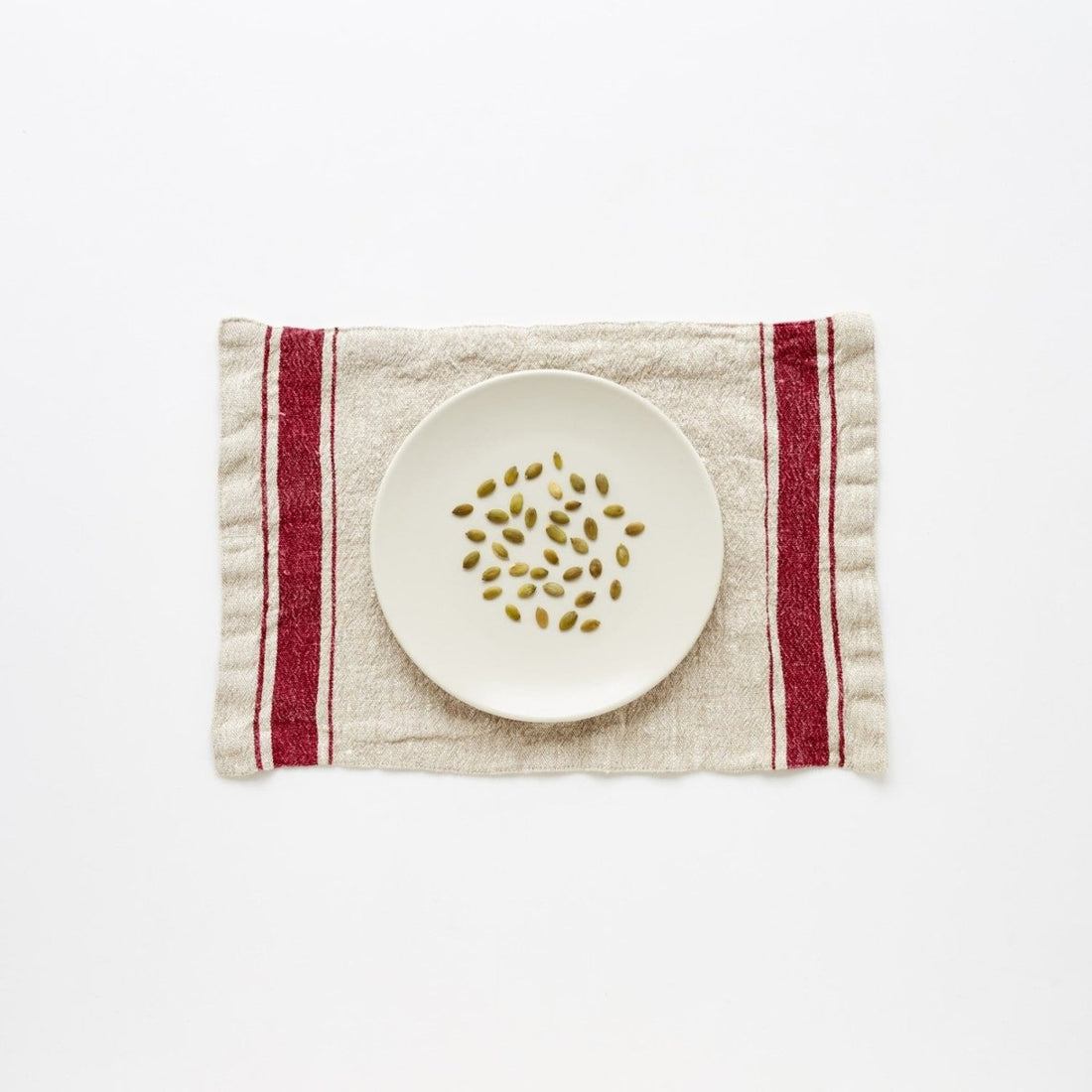 Rustikaler Platzset aus Leinen mit rote Streifen - The Baltic Shop