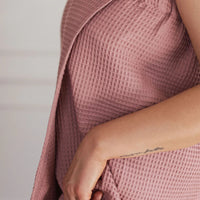 Saunakleid aus 100% Baumwolle in 4 Farben - The Baltic Shop