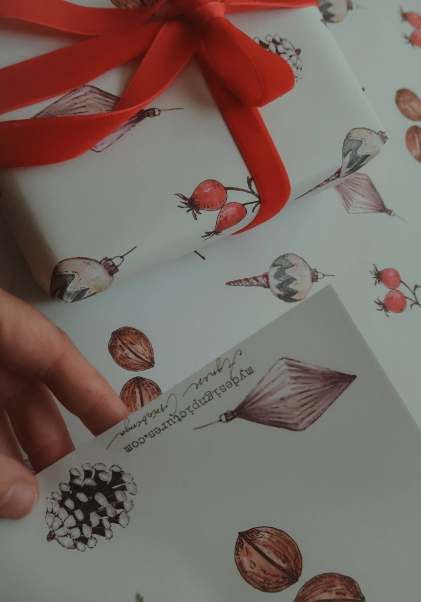 Set aus 3 Stück weißem Geschenkpapier - Weihnachtsdekorationen - The Baltic Shop