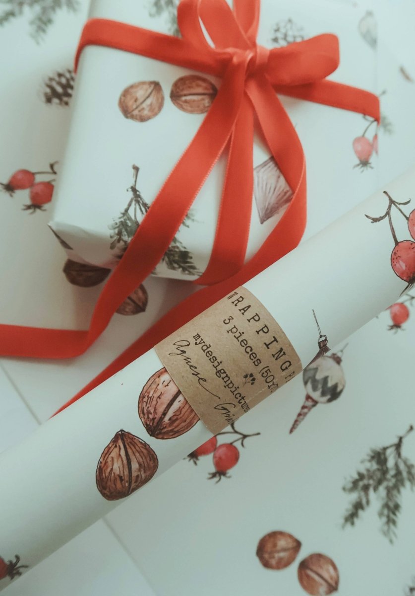 Set aus 3 Stück weißem Geschenkpapier - Weihnachtsdekorationen - The Baltic Shop