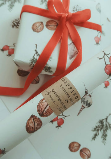 Set aus 3 Stück weißem Geschenkpapier - Weihnachtsdekorationen - The Baltic Shop