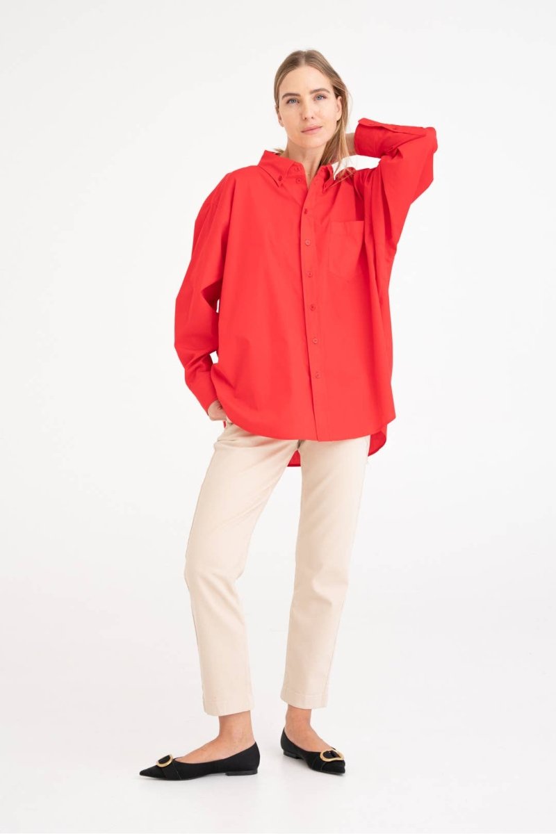 Shirt 'LONDON' - leuchtendes Korallenrot, oversized, aus Baumwolle - The Baltic Shop