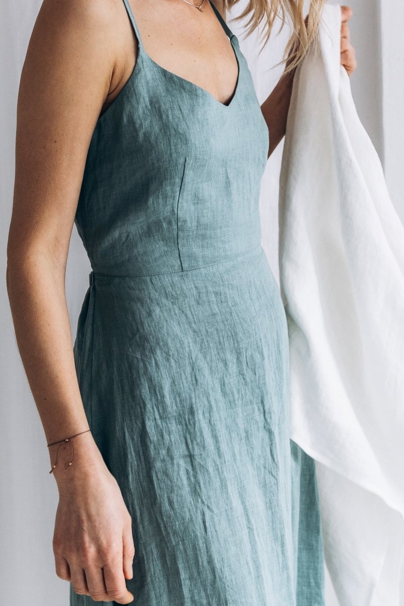 Sommerlicher Kleid aus Leinen "Liga" - The Baltic Shop