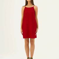 Stella Kleid in Rot – Verspielte Eleganz mit modernem Twist - The Baltic Shop