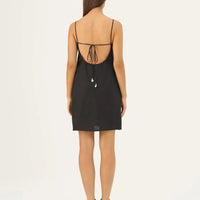 Stella Kleid in Schwarz – Verspielte Eleganz mit modernem Twist - The Baltic Shop