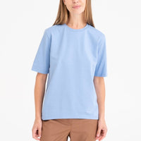 T-Shirt 'HONOLULU' | lockerer Schnitt, Farbe 'Sommerhimmel', Baumwollmischung - The Baltic Shop